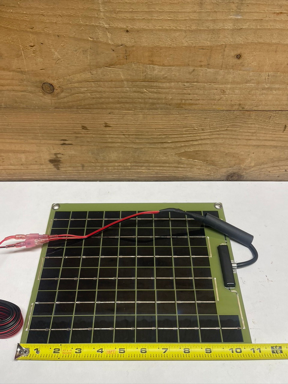 John Deere AT464052 Solarize Battery Charger