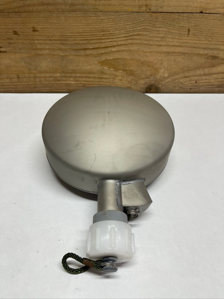 US Military Arctic Extreme Cold Weather Insulated Canteen 1 Qt NOS