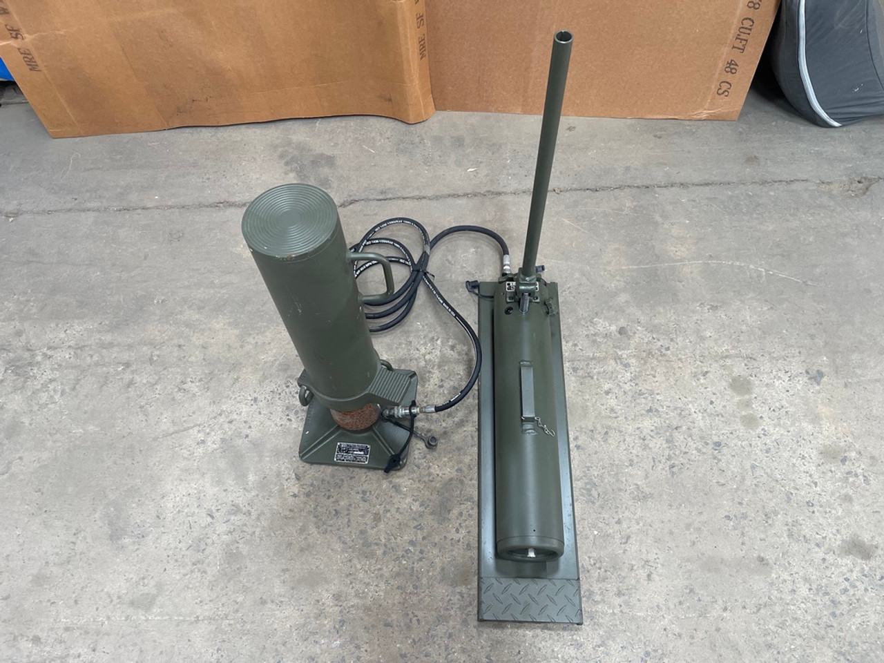SPI Pump & Jack 3J224820 Hydraulic Jack 15 TON 3P290820 SPI Pump & Jack 3J224820 Hydraulic Jack 15 TON 3P290820