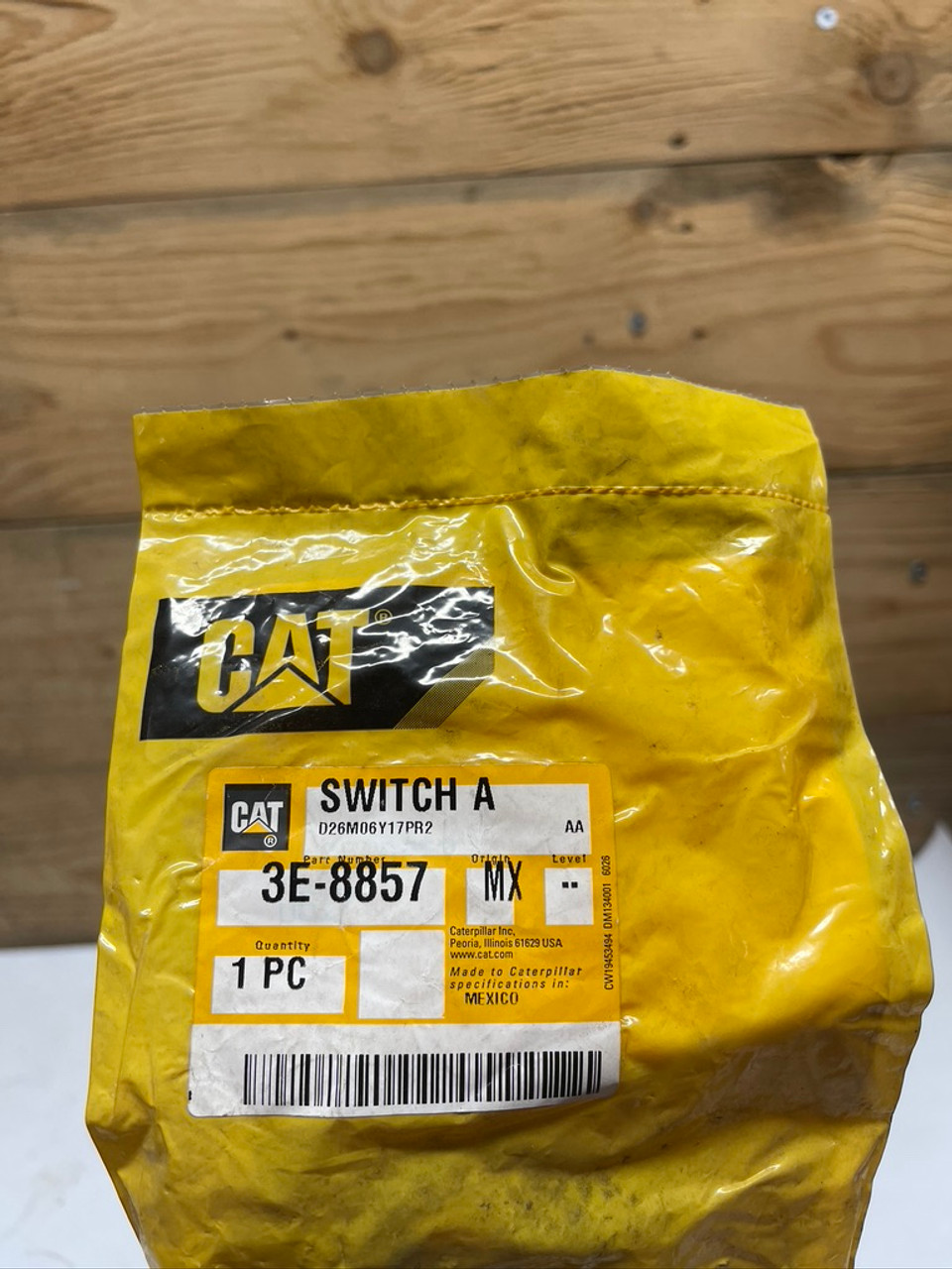 OEM Caterpillar 3E-8857 Switch Assembly 24V Illuminated 6 Terminal Blade Rocker