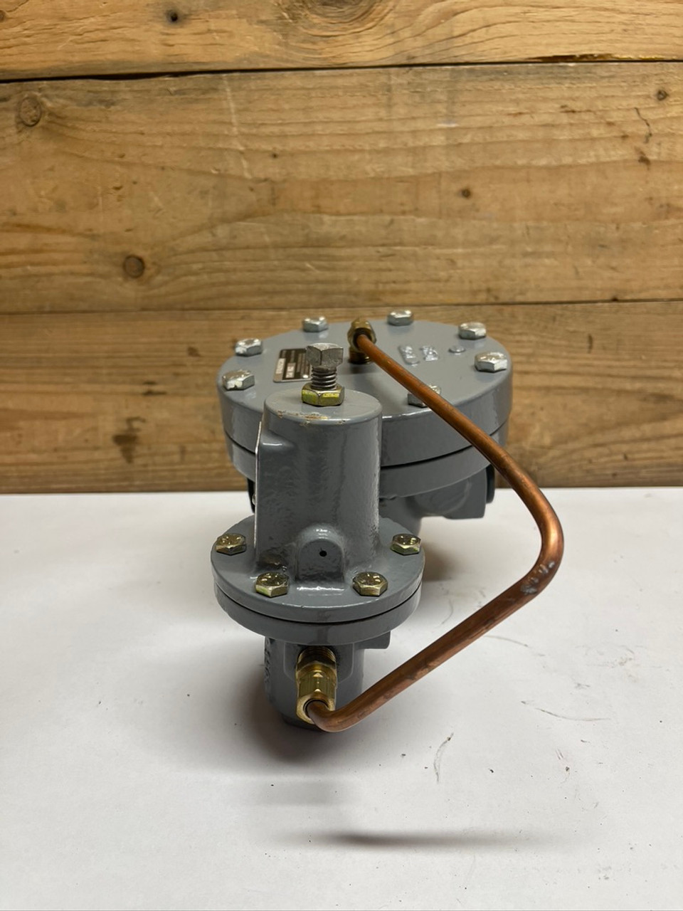 NEW FISHER 92C-15 SELF POWERED CONTROL VALVE REGULATOR 2000LB/HR AT 200PSI A0711