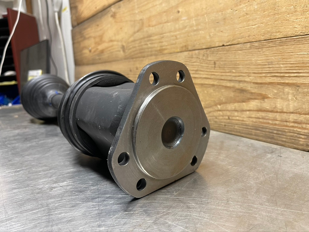 AM General Humvee RCSK17028-3 Front LH Half Shaft Axle 	