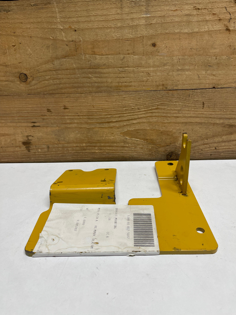 Caterpillar 329-8761 Fuel Filter Mount Bracket CAT Diesel Engine OEM