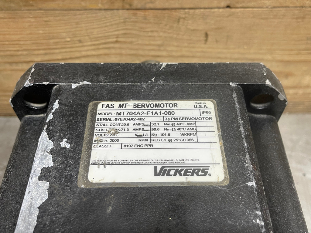 Vickers FAS MT MT70A4A2-F1A1-080 AC Servo Motor 3-Phase 2000RPM IP65 Industrial
