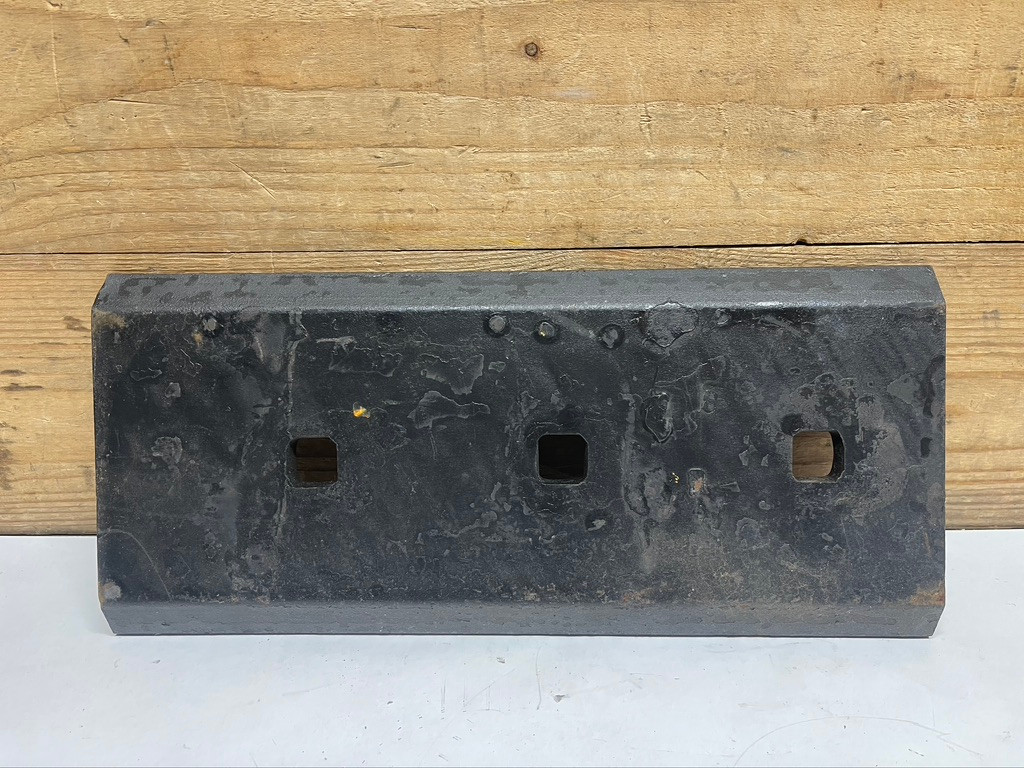 CNH R42470 Cutting Edge End Bit Loader Grader Bucket Bolt On 12" OEM New Holland