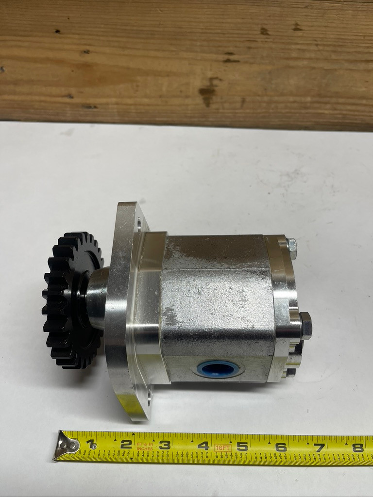 CNH Case R25586 Hydraulic Rotary Pump OEM New Old Stock Made in USA