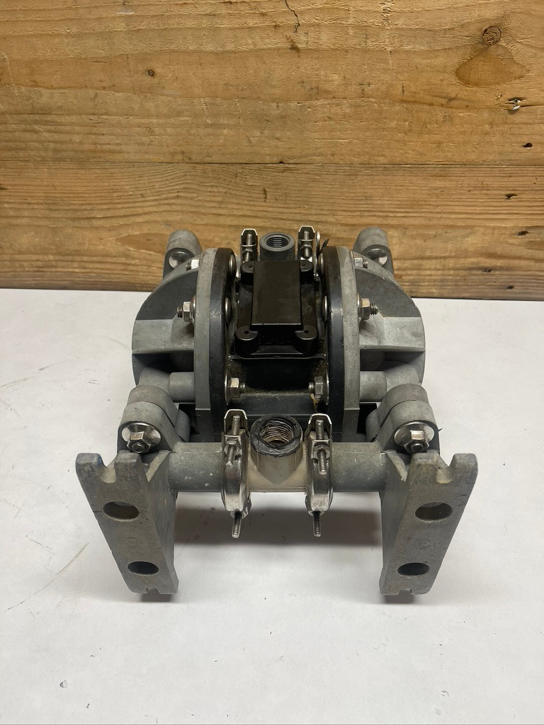 ARO Ingersoll Rand 666056-2A4 Air Operated Double Diaphragm Pump AODD