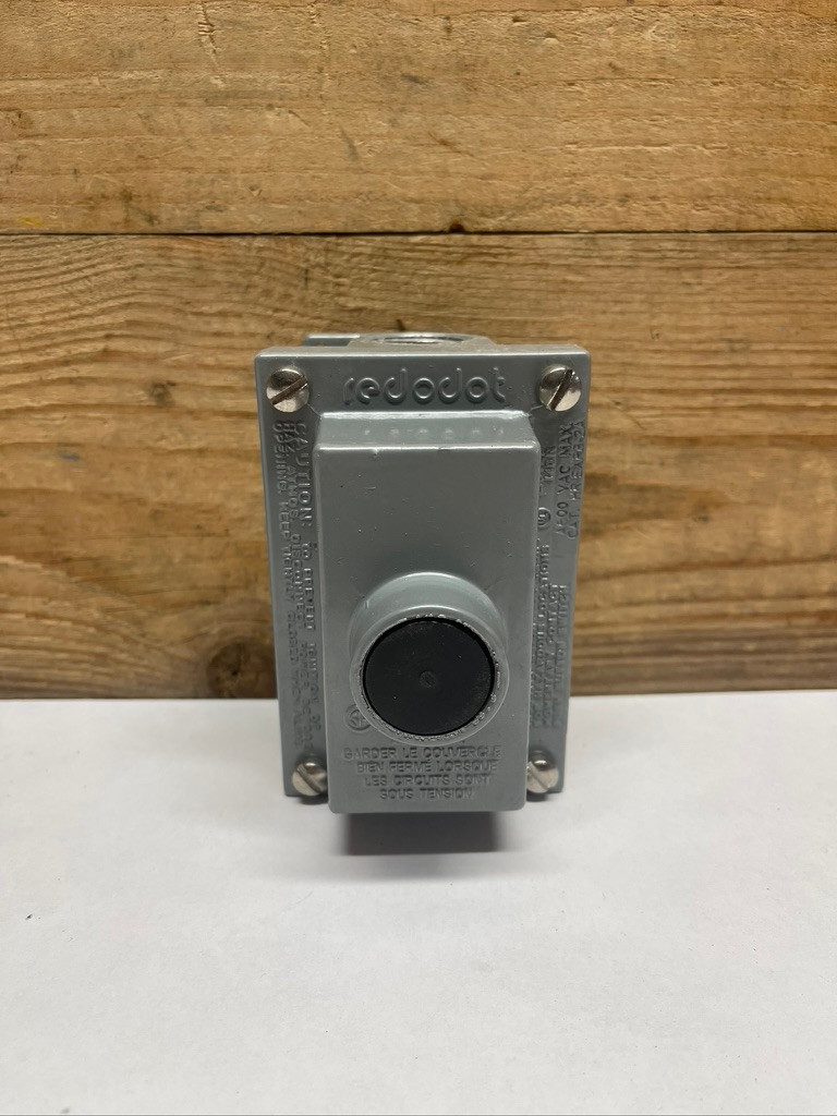 Thomas & Betts Red Dot HR-EXPB-2A Hannay Reel Pushbutton Switch 12V 2A