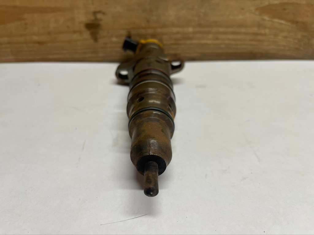 CAT Fuel Injector Assembly 238-8091 Caterpillar Lot of 4 (Parts)