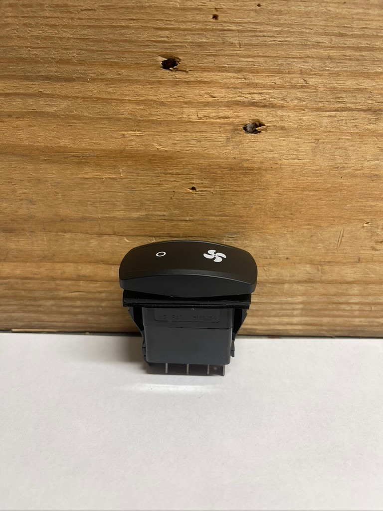 John Deere AT303864 24V Heater Switch OEM Heavy Equipment Dozer Crawler