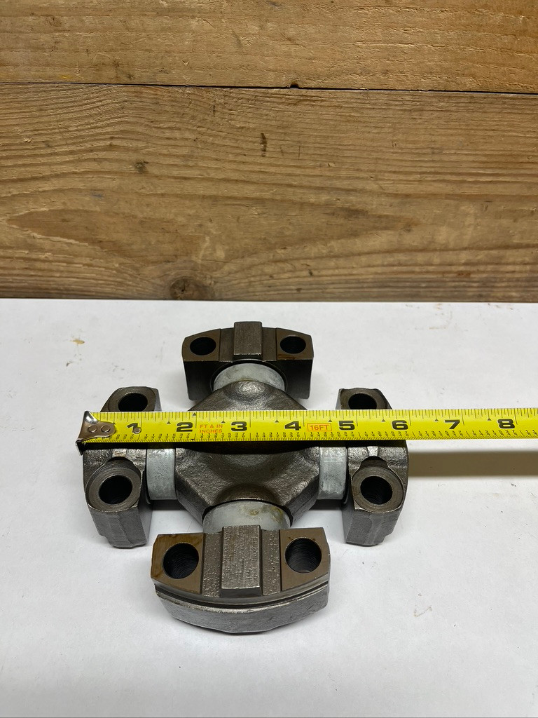 CAT Caterpillar 9P-0356 Universal Joint Spider Bearing Assembly OEM