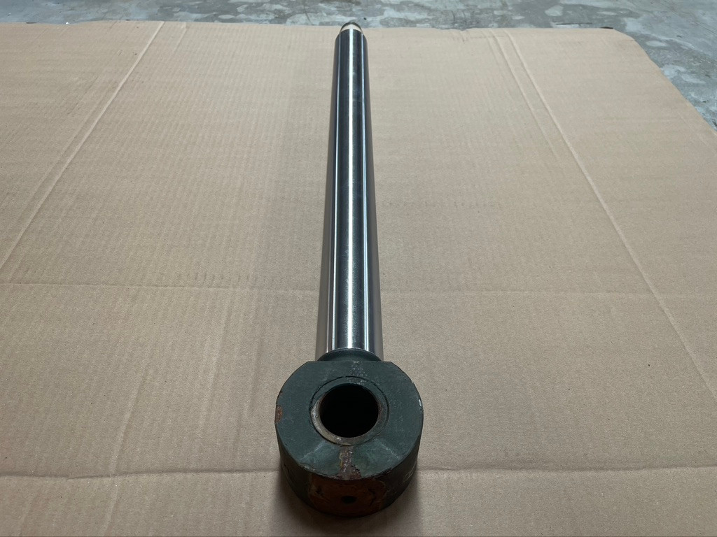 CAT Caterpillar 233-2576 Stabilizer Hydraulic Cylinder Rod OEM