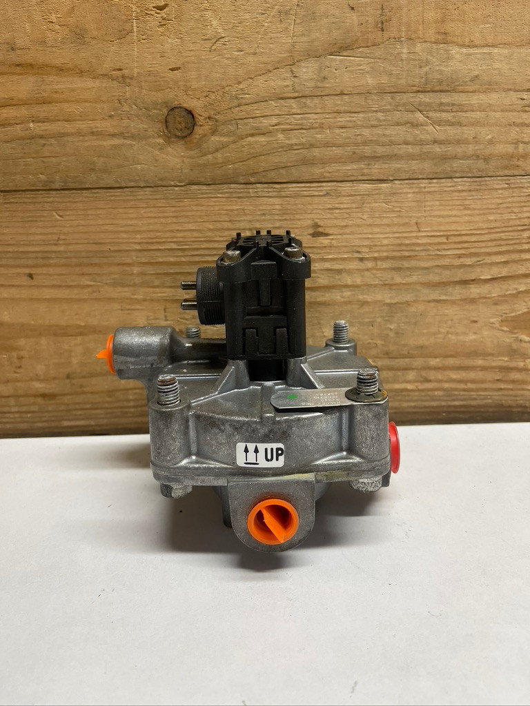 Haldex 3005718 RV040 ABS Modulator Relay Valve Air Brake OEM