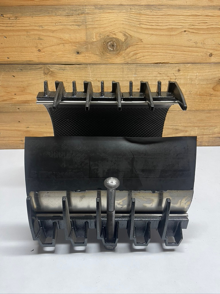 Ford F1-696-125 6" Pipe Repair Clamp 6.56-6.96" OD 12.5" Stainless