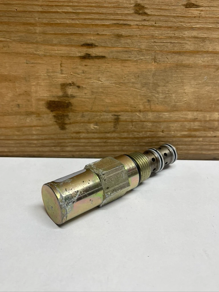 Parker PR103F12 Hydraulic Pressure Reducing Relieving Cartridge Valve 3000 PSI