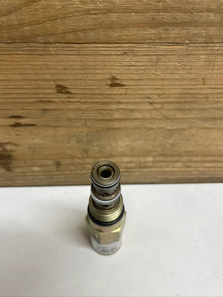 Parker PR103F12 Hydraulic Pressure Reducing Relieving Cartridge Valve 3000 PSI