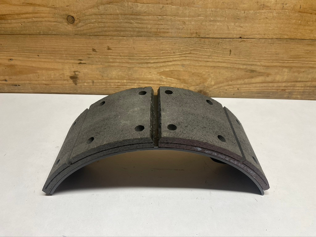 Meritor A1-2232 Heavy Duty Drum Brake Shoe R403 Lining Genuine OEM