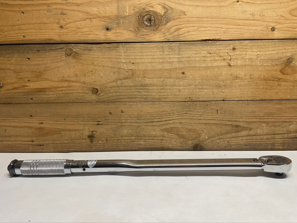 K Tool KTI-72102 1/2" Drive Micrometer Click Torque Wrench 25-250 ft-lb