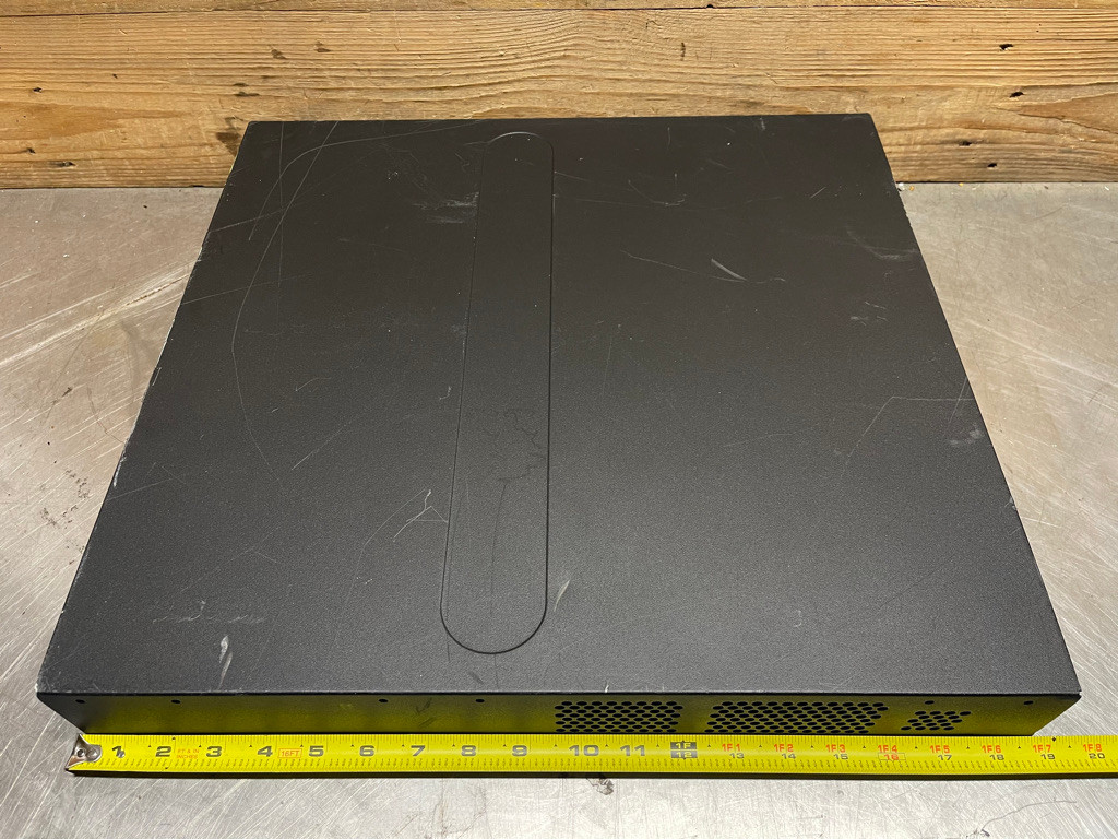 Foundry FGS624P FastIron GS 24-Port Gigabit Ethernet Network Switch Brocade
