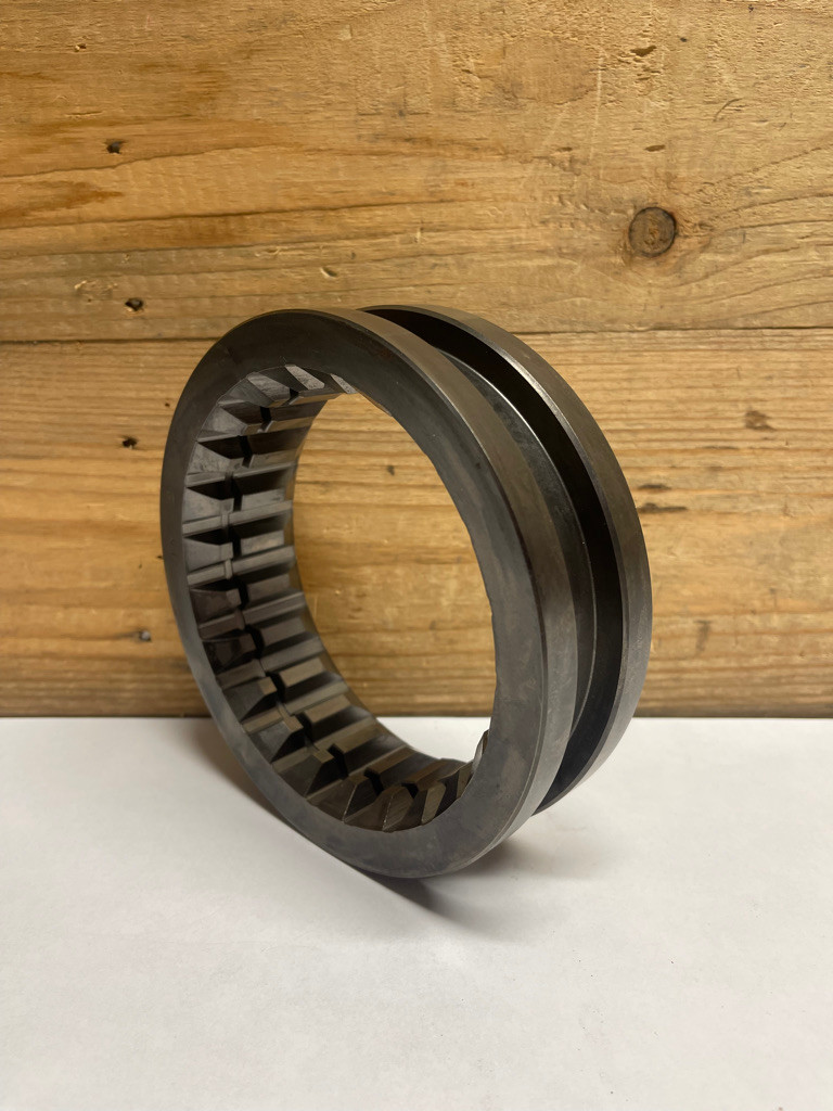 Mack 320KB365 Sliding Clutch Gear TC150 Transmission OEM 25094649