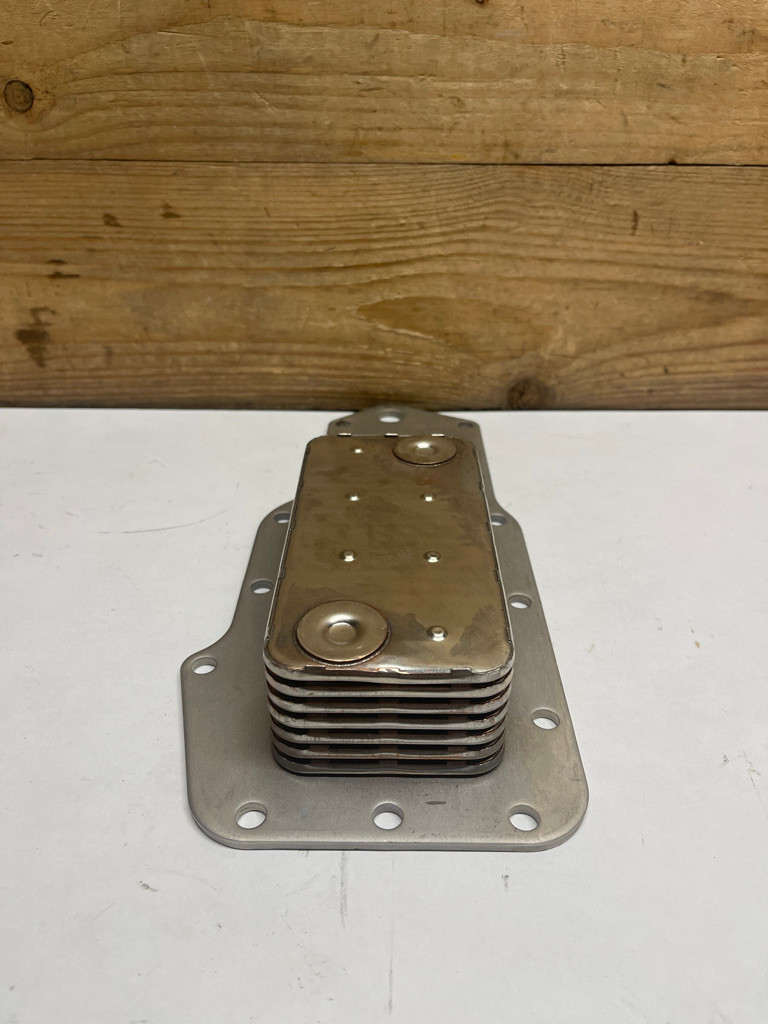 CNH J921558 Engine Oil Cooler Core Case IH Cummins 5.9L 6B 6BT OEM