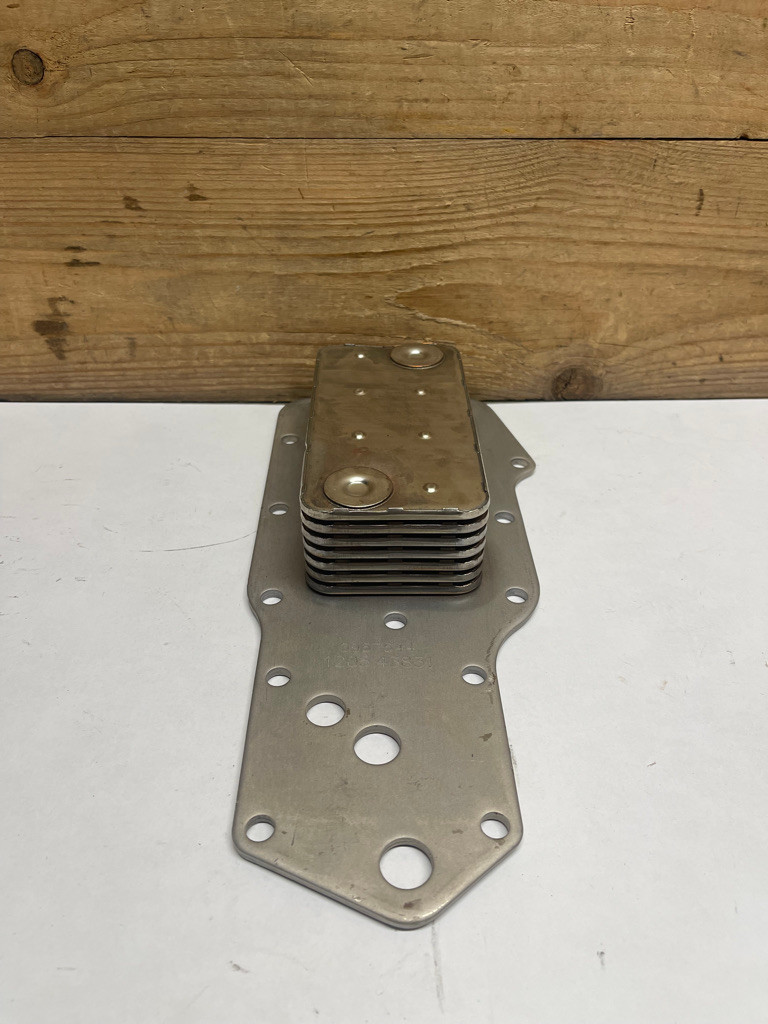 CNH J921558 Engine Oil Cooler Core Case IH Cummins 5.9L 6B 6BT OEM