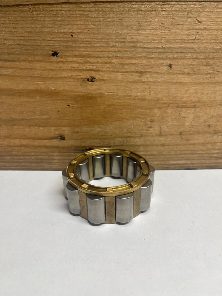 John Deere T116914 Cylindrical Roller Bearing Retainer Assembly OEM