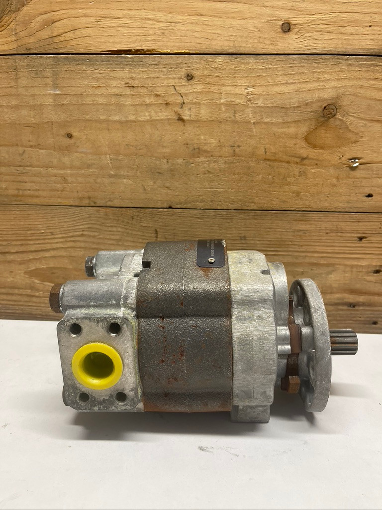 Dana Spicer 251268 Charging Pump Assembly Off-Highway Axle OEM 450247