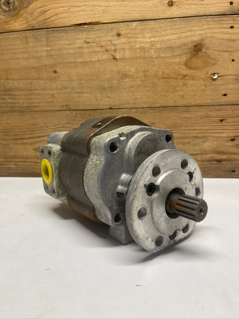 Dana Spicer 251268 Charging Pump Assembly Off-Highway Axle OEM 450247