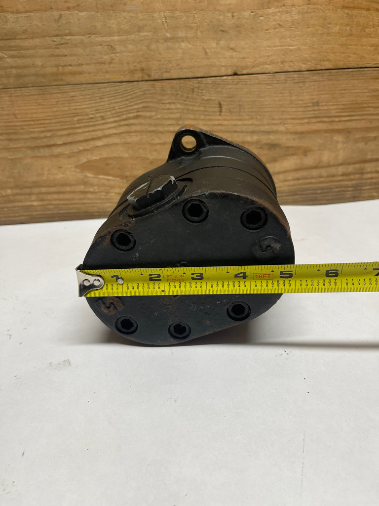 John Deere AT317811 Fan Drive Pump Genuine OEM Hydraulic Pump