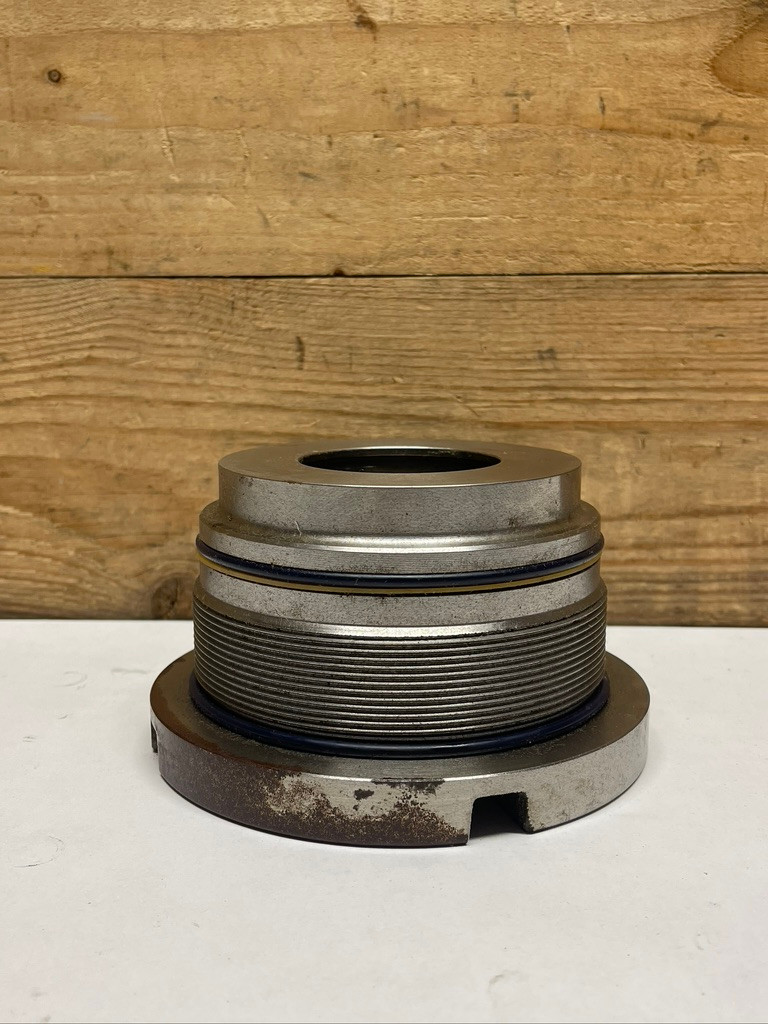 Caterpillar 273-9412 Hydraulic Cylinder Head Genuine CAT OEM