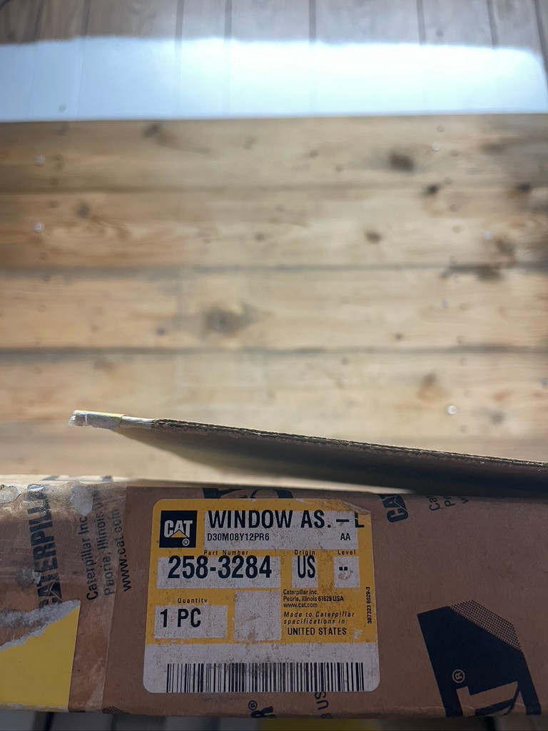 Caterpillar 258-3284 LH Rear Sliding Cab Window Glass 495mm OEM CAT
