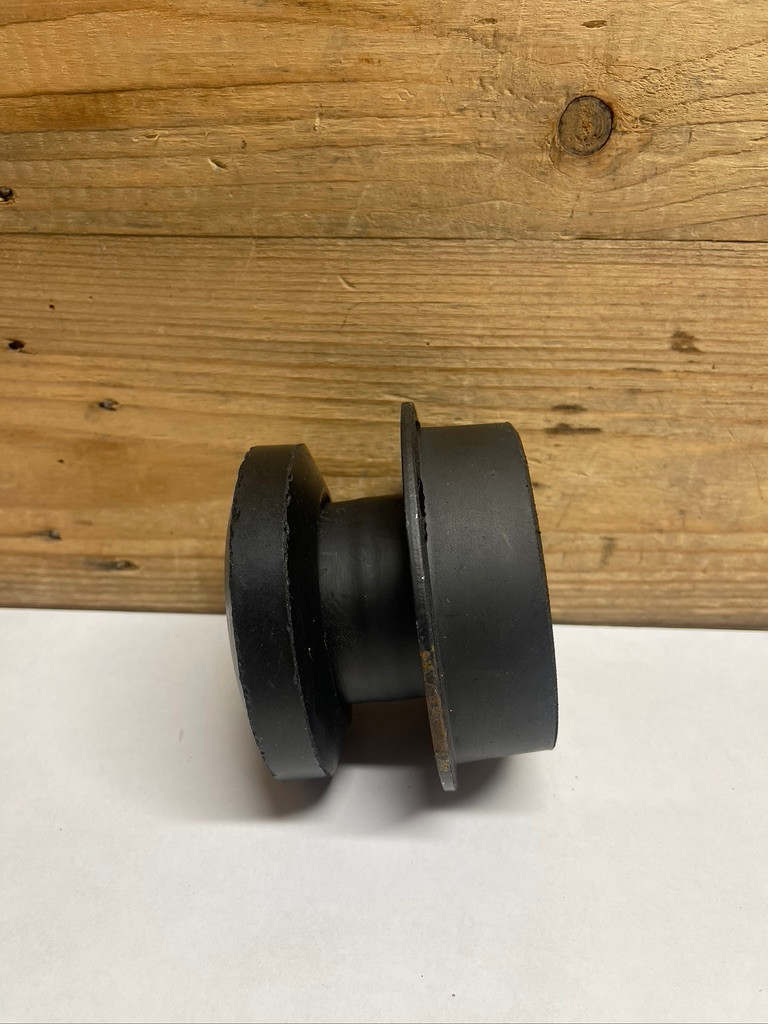 CAT 6Y-9930 Two-Piece Asymmetric Isolation Mount Resilient Mount OEM