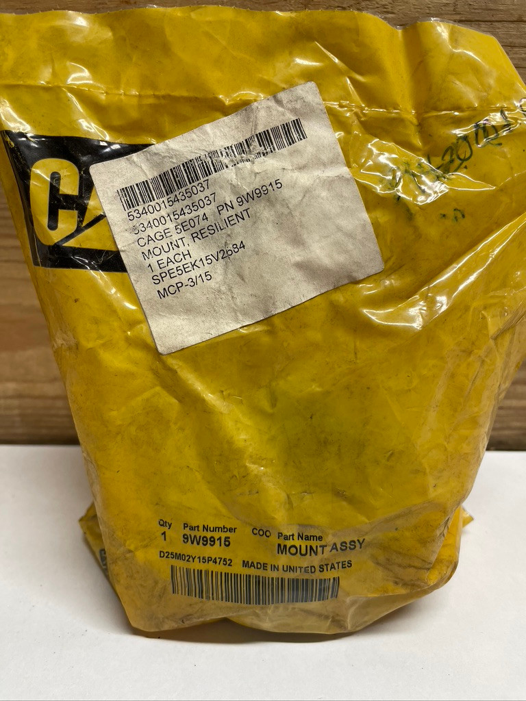 Caterpillar 9W9915 Resilient Mount Assembly OEM CAT Engine Equipment NOS