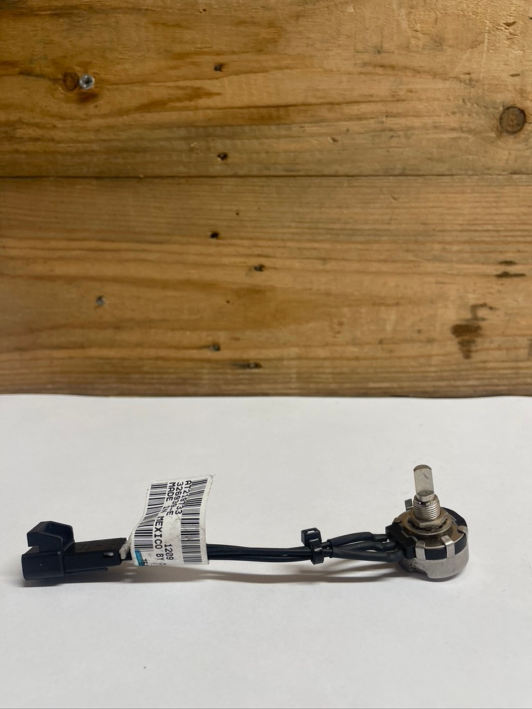 John Deere AT219733 Temperature Blower Switch HVAC Cab Control New Surplus