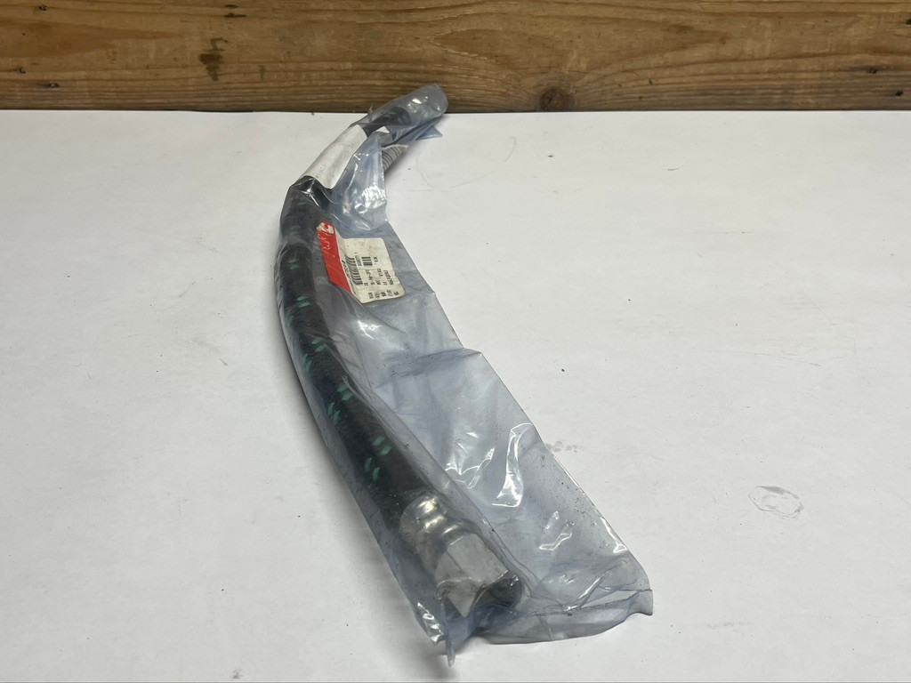 Cummins 2870344 Flexible Hose OEM Heavy Duty Engine Coolant Hose Assembly