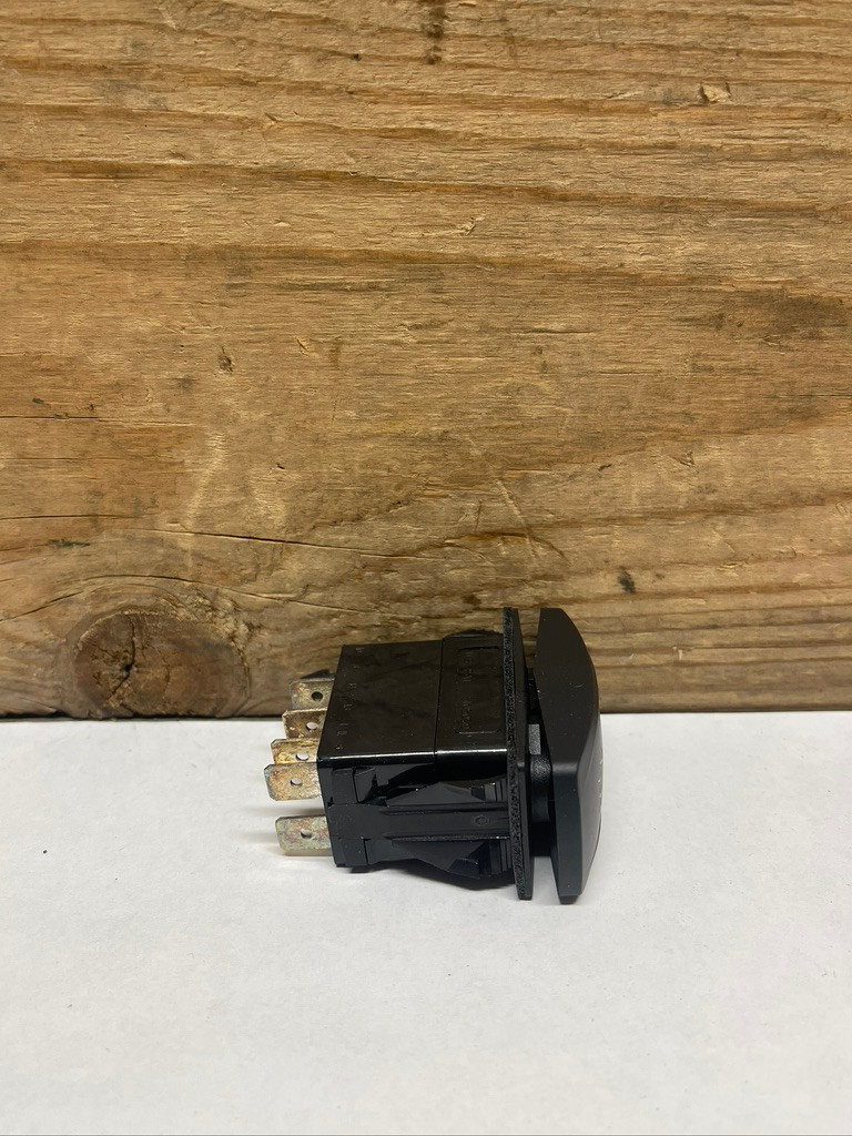 John Deere AT303865 Toggle Rocker Switch Genuine OEM New Surplus