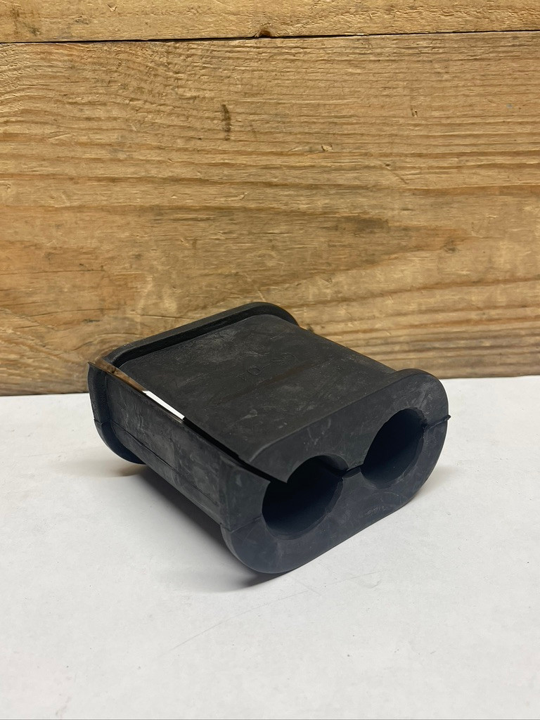 CAT Nonmetallic Grommet 7G-3832 Caterpillar Two Hole Rubber Grommet OEM