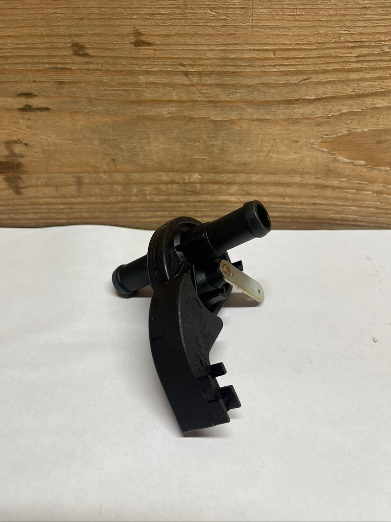 John Deere Water Valve AT193500 OEM Heater Control Valve HVAC Coolant