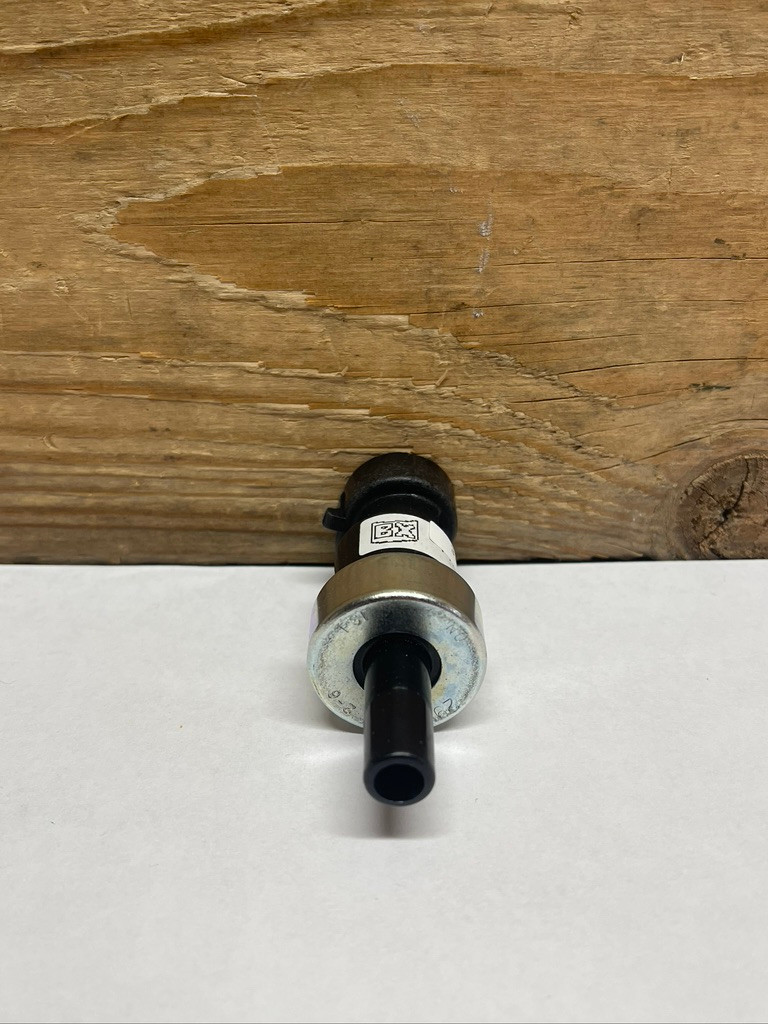 Bendix 5020589 Air Pressure Stop Switch Air Brake OEM