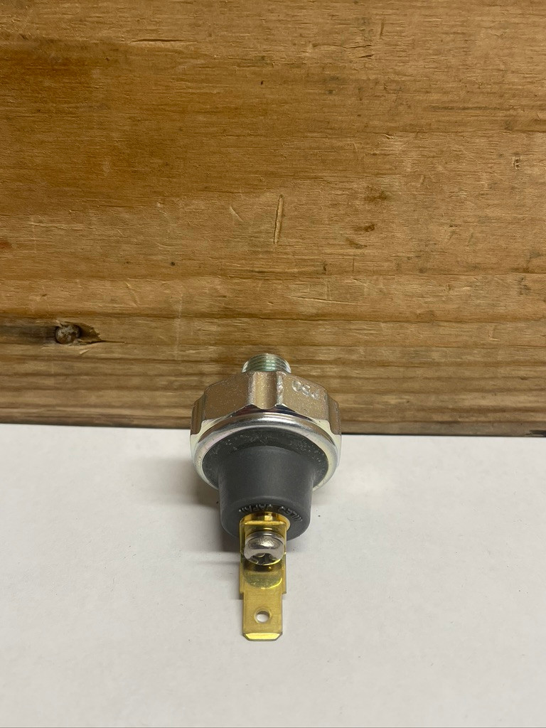 CAT 327-0752 Oil Pressure Switch OEM Caterpillar Pressure Sensor