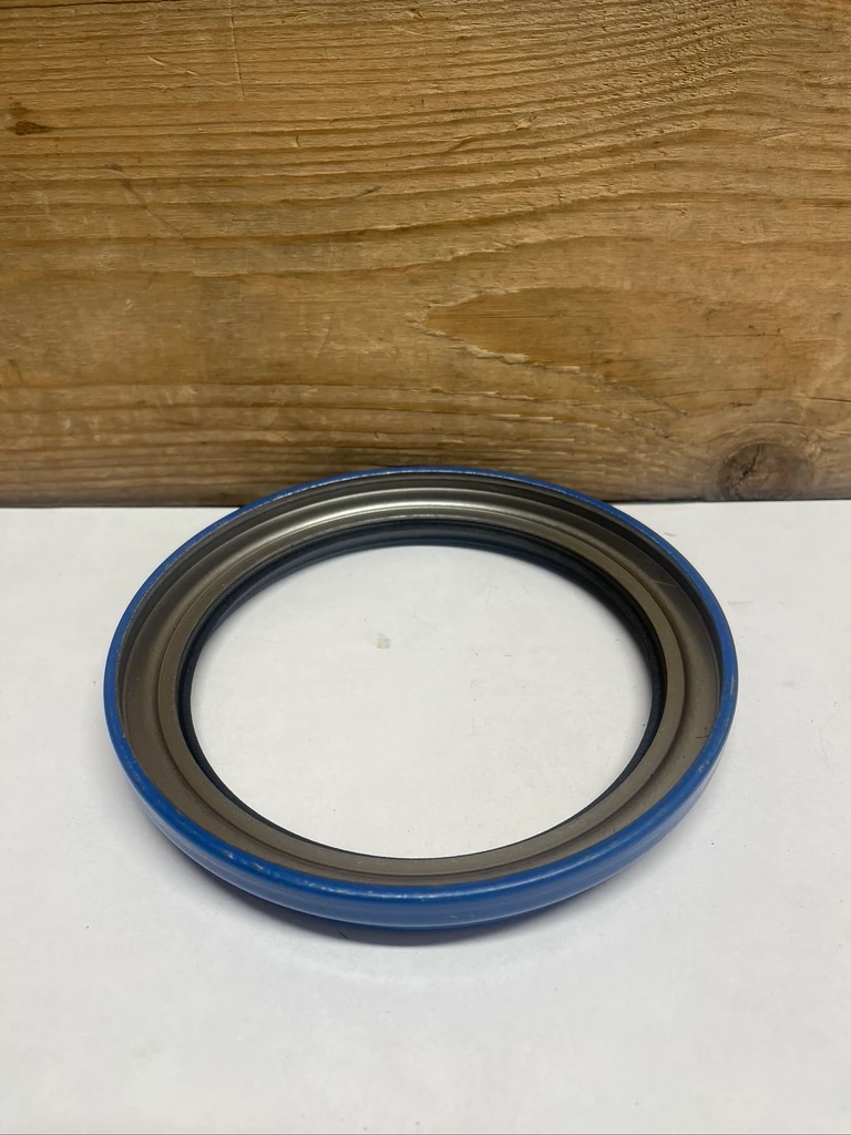 Stemco 320-2110 Plain Seal OEM Wheel Hub Oil Seal Heavy Duty