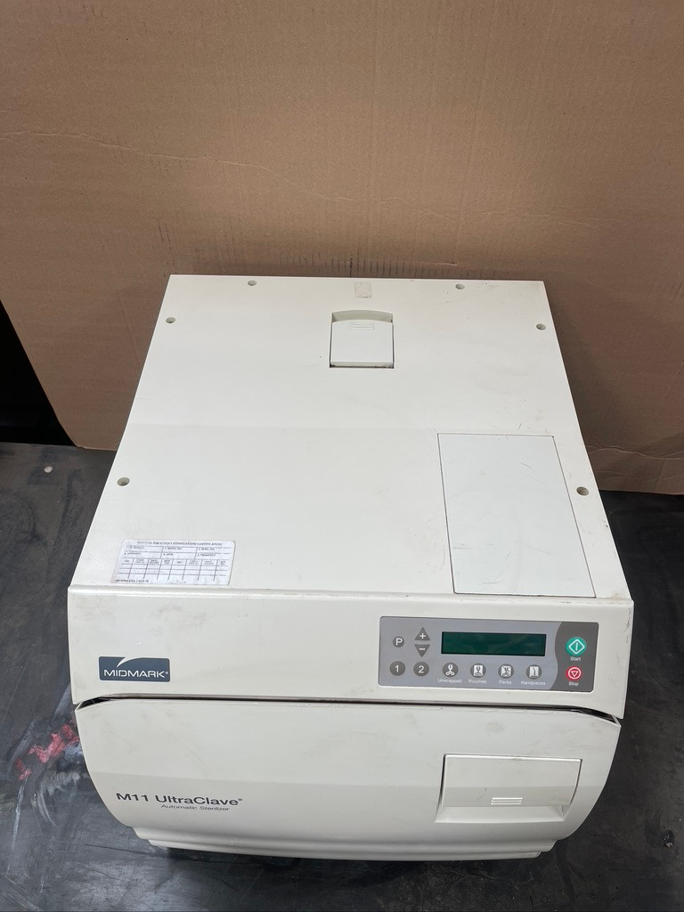 Midmark M11-020 Automatic Sterilizer Autoclave Steam Sterilizer Dental Medical