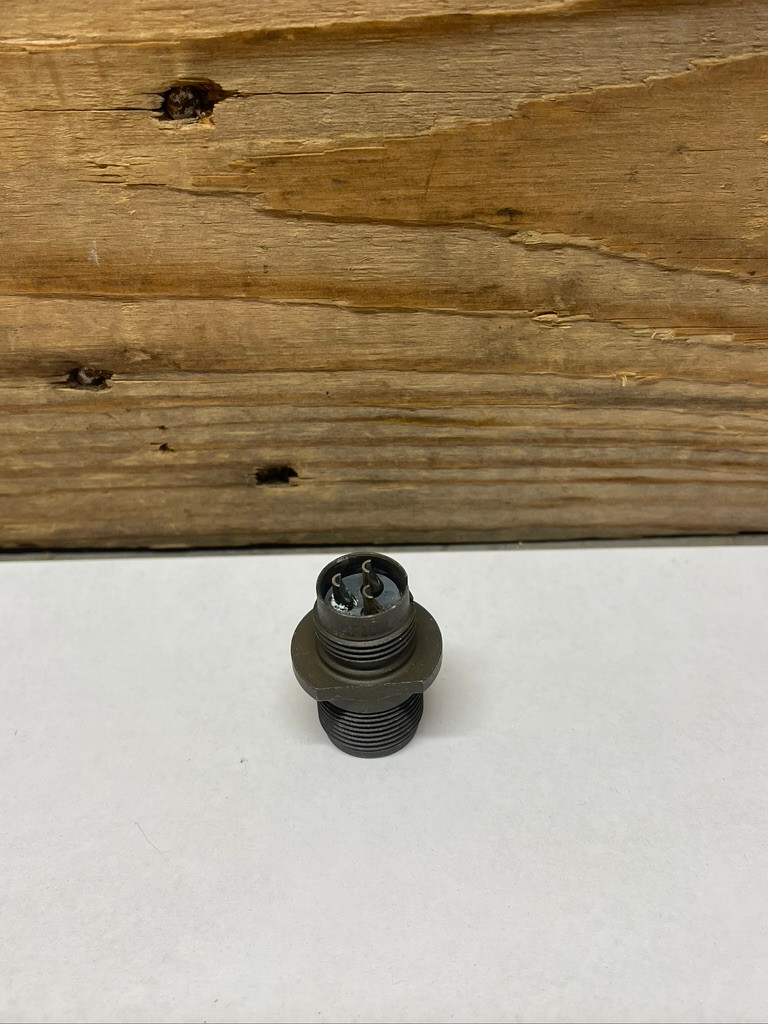 John Deere 57M10231 3-Cavity Electrical Connector Housing OEM Green