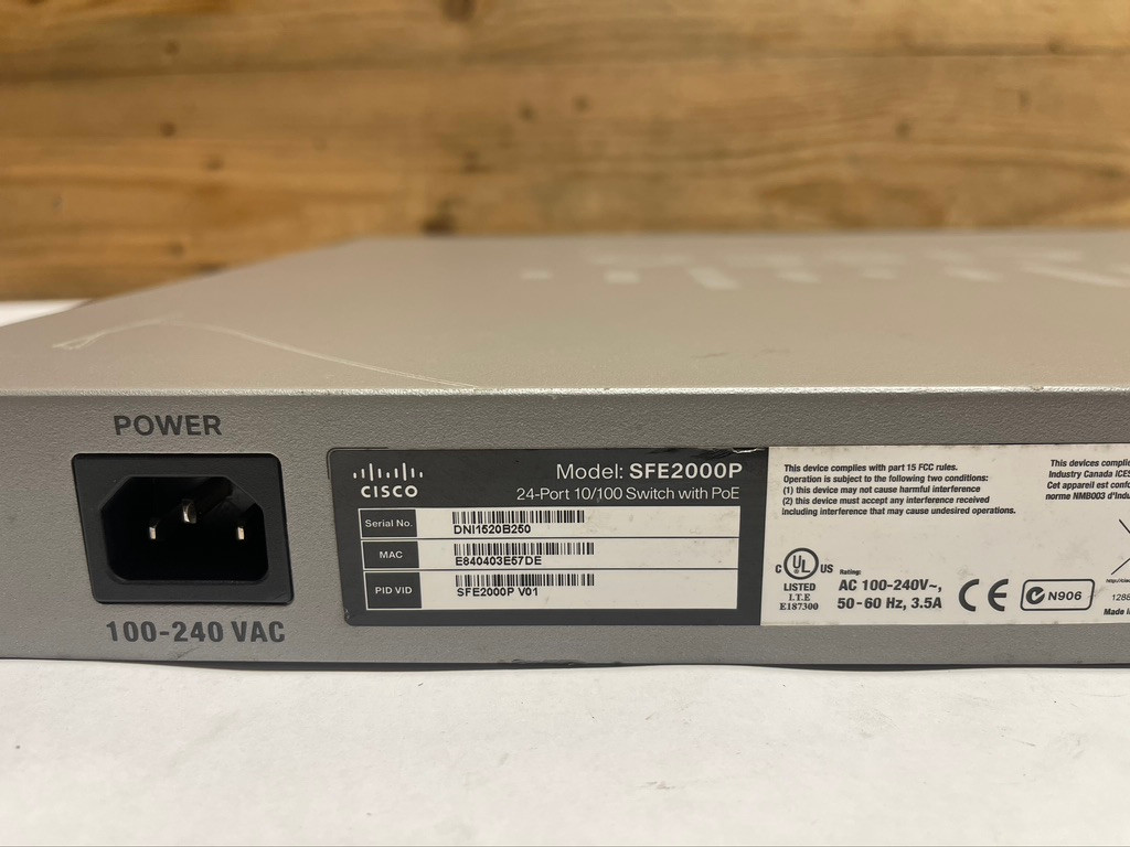 Cisco SFE2000P 24-Port 10/100 PoE Managed Ethernet Switch 4 Gigabit Ports