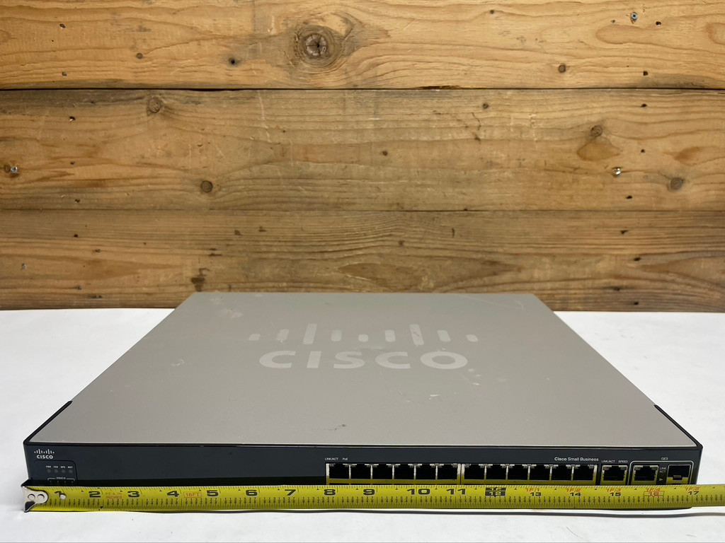 Cisco SFE2000P 24-Port 10/100 PoE Managed Ethernet Switch 4 Gigabit Ports