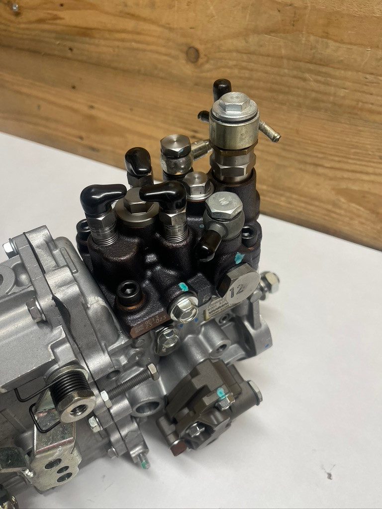 Yanmar 729046-51390 Fuel Injection Pump OEM 3TNV84T Diesel Engine