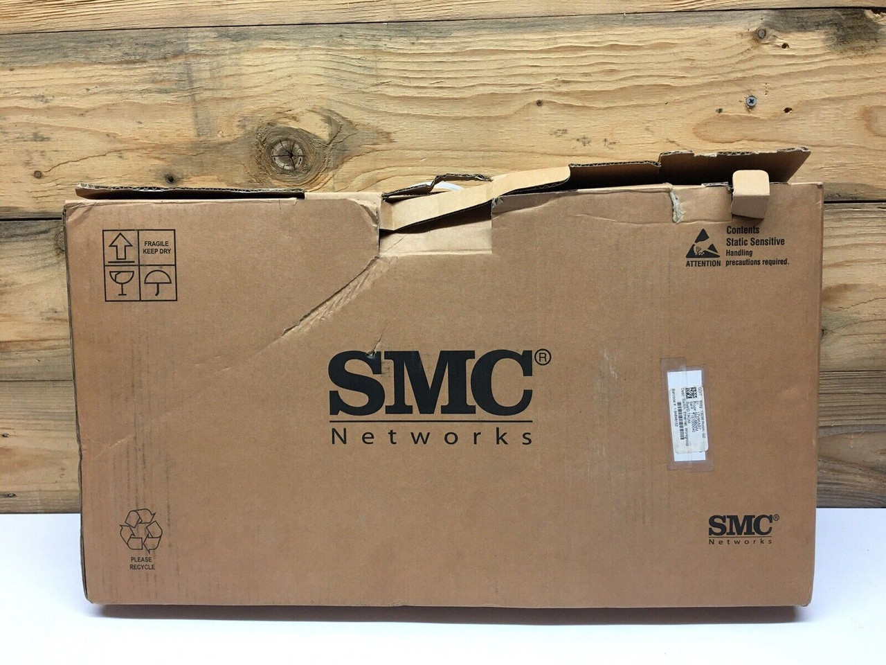 SMC 6824M TigerStack III 24-Port 10/100 Managed Ethernet Network Switch