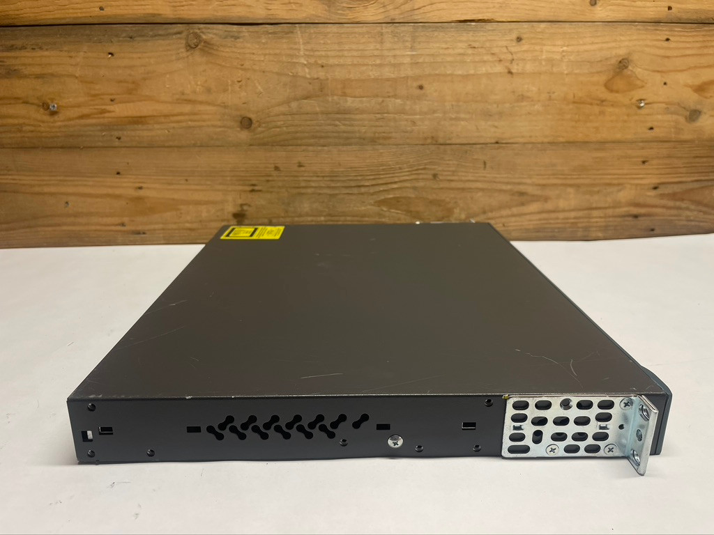 Cisco WS-C3550-24-SMI Catalyst 3550 24-Port 10/100 Managed Ethernet Switch