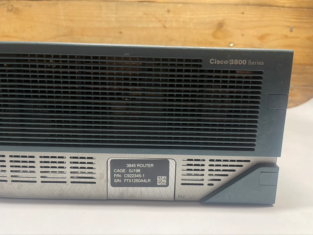Cisco 3845 Integrated Services Router 3800 Series Gigabit Ethernet Network
